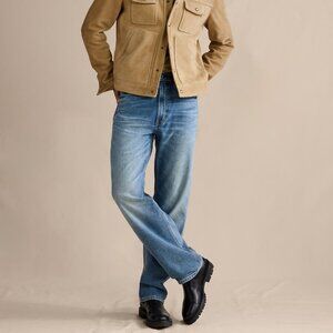 Banana Republic Straight Authentic Jean size 30/30 Light Wash